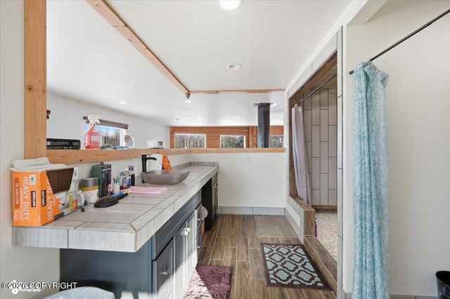 7200 W Middle Drive, Wasilla, AK 99623