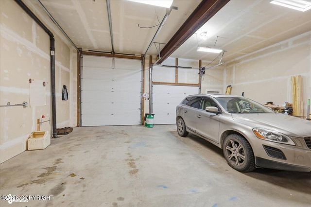 7200 W Middle Drive, Wasilla, AK 99623