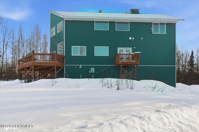 7200 W Middle Drive, Wasilla, AK 99623