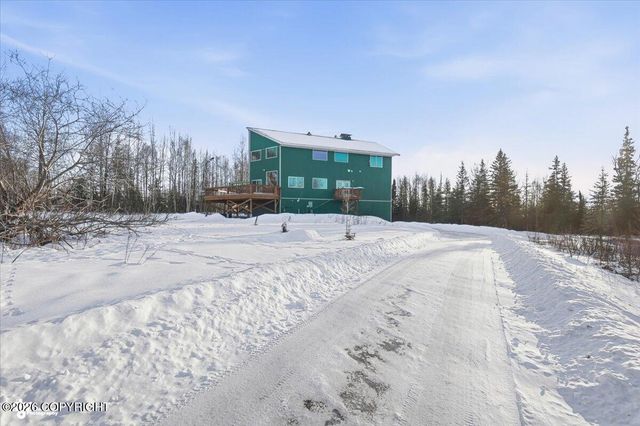 7200 W Middle Drive, Wasilla, AK 99623