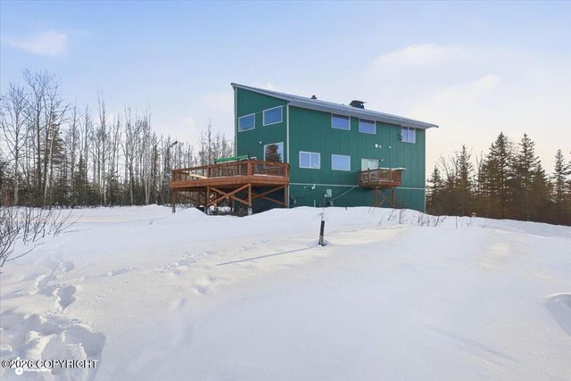 7200 W Middle Drive, Wasilla, AK 99623