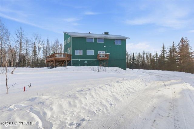 7200 W Middle Drive, Wasilla, AK 99623