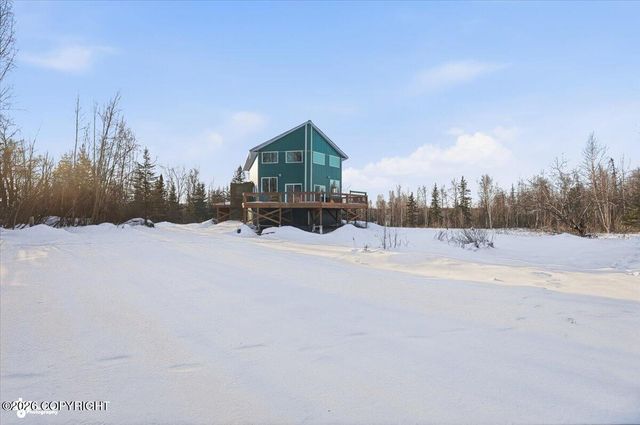 7200 W Middle Drive, Wasilla, AK 99623