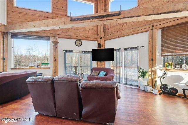 7200 W Middle Drive, Wasilla, AK 99623