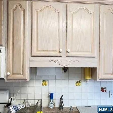 280 Prospect Avenue 11 E, Hackensack, NJ 07601