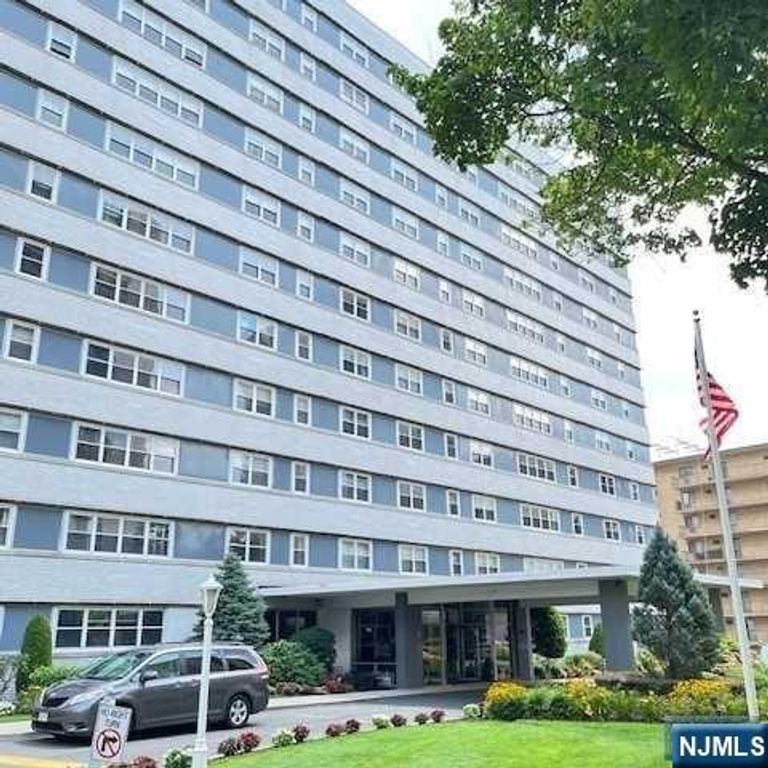 280 Prospect Avenue 11 E, Hackensack, NJ 07601