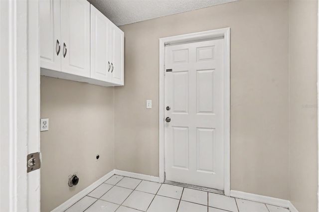 2909 STARMOUNT DRIVE, Valrico, FL 33596