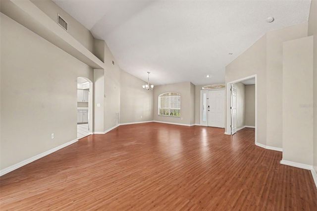 2909 STARMOUNT DRIVE, Valrico, FL 33596