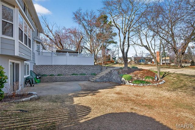 411 Savannah Ridge Drive, St Charles, MO 63303