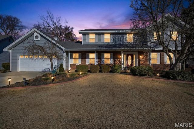 411 Savannah Ridge Drive, St Charles, MO 63303