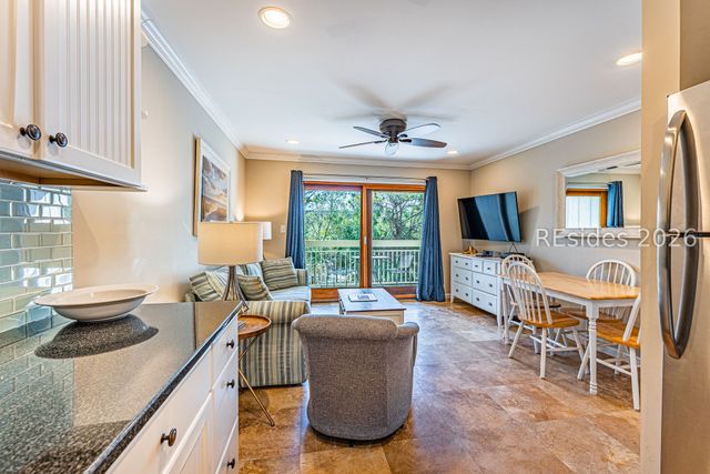 4 N Forest Beach Dr Apt 208, Hilton Head Island, SC 29928