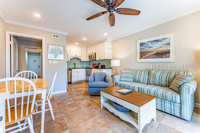 4 N Forest Beach Dr Apt 208, Hilton Head Island, SC 29928