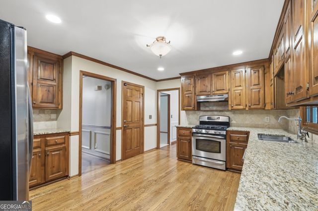 5230 Shasta Way, Marietta, GA 30062