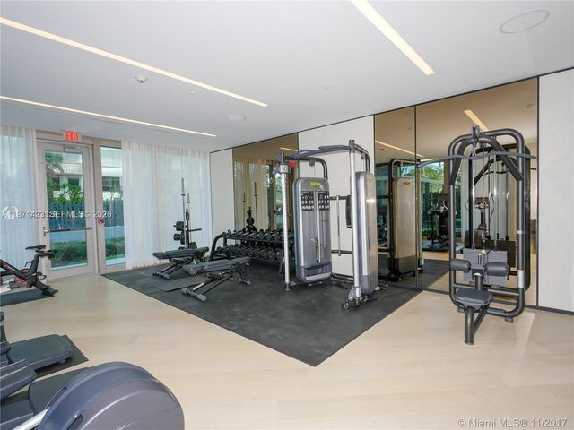 10201 Collins Ave 2006, Bal Harbour, FL 33154