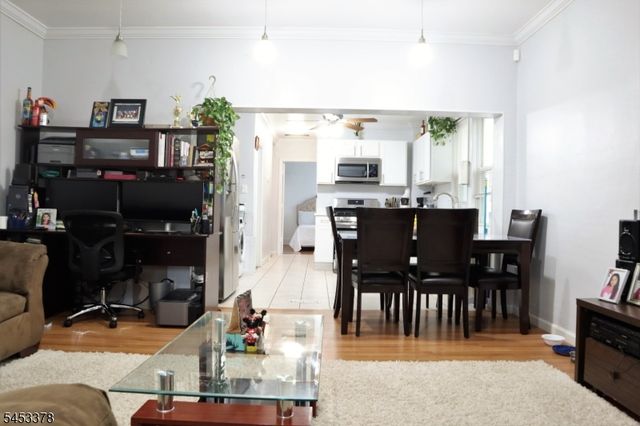 302 N 10Th St, Newark City, NJ 07107