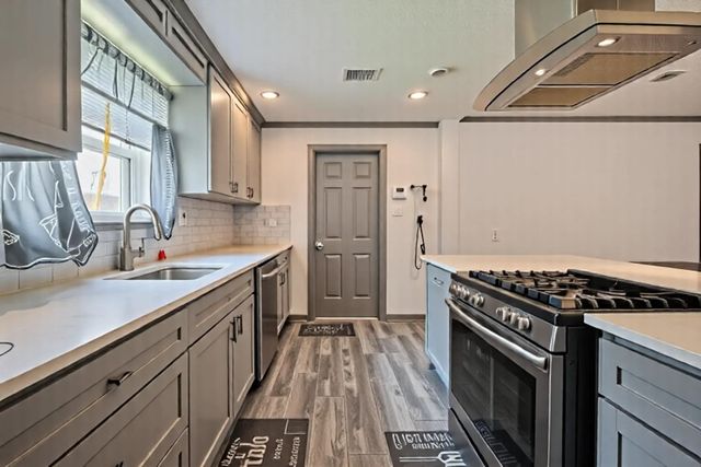 7706 Ashmole Lane, Houston, TX 77088