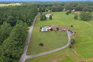 1882 Sand Ridge Bargerton Rd, Lexington, TN 38351