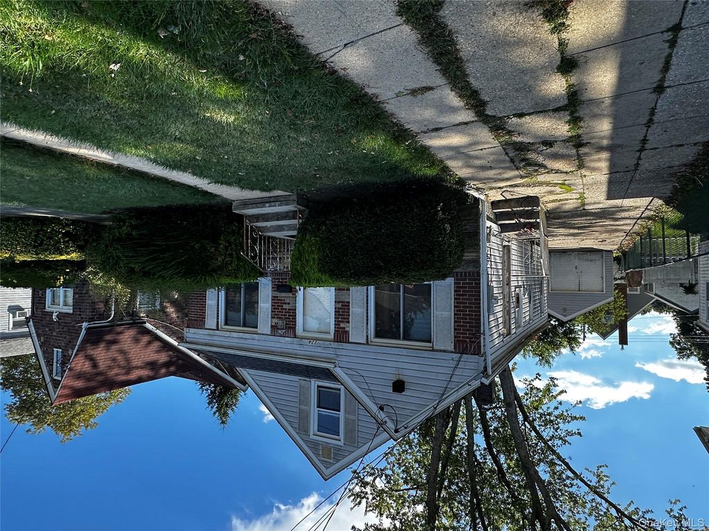 224 Windsor Parkway, Hempstead, NY 11550