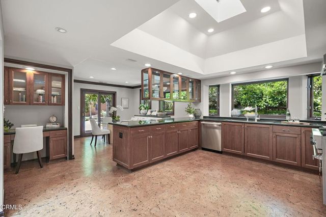 1897 Braemar Road, Pasadena, CA 91103