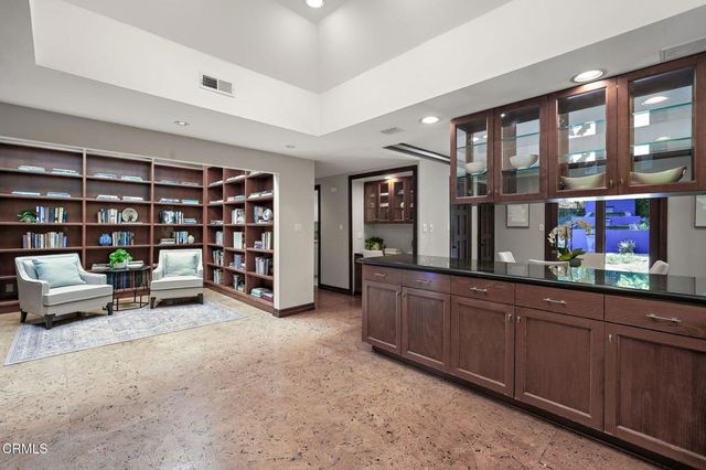 1897 Braemar Road, Pasadena, CA 91103