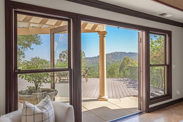 1897 Braemar Road, Pasadena, CA 91103