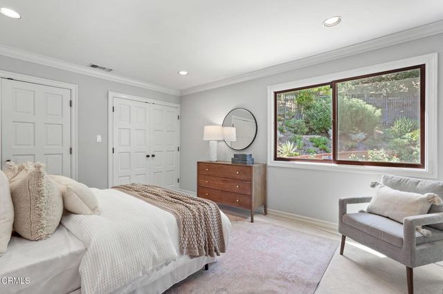 1897 Braemar Road, Pasadena, CA 91103