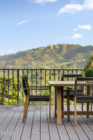 1897 Braemar Road, Pasadena, CA 91103