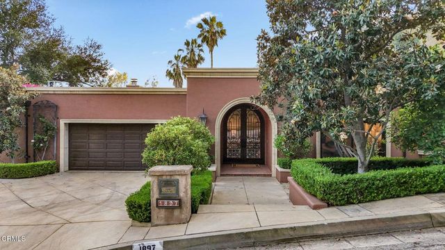 1897 Braemar Road, Pasadena, CA 91103