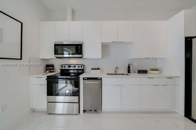2936 NW 27th St 2936, Miami, FL 33142