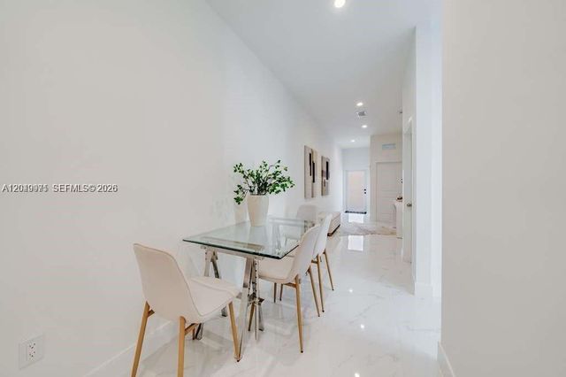 2936 NW 27th St 2936, Miami, FL 33142