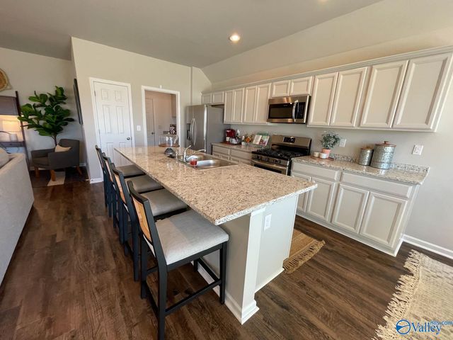 192 Olde Hearth Road, New Market, AL 35761