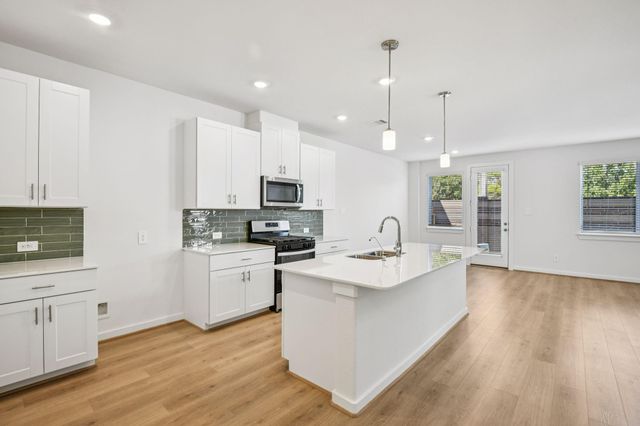 3125 Quiet Sunset Drive, Houston, TX 77080