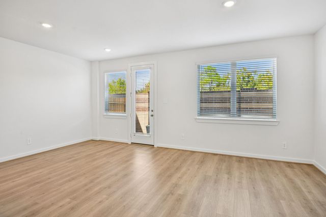 3125 Quiet Sunset Drive, Houston, TX 77080