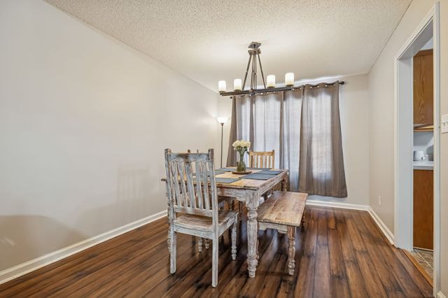 1030 Heatherwood Rd, Pleasant View, TN 37146