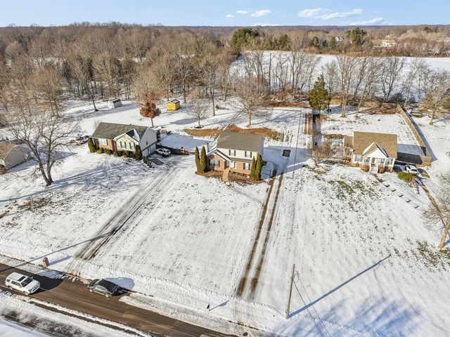 1030 Heatherwood Rd, Pleasant View, TN 37146