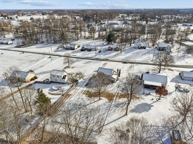 1030 Heatherwood Rd, Pleasant View, TN 37146