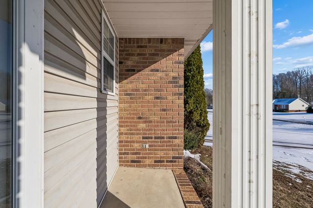 1030 Heatherwood Rd, Pleasant View, TN 37146