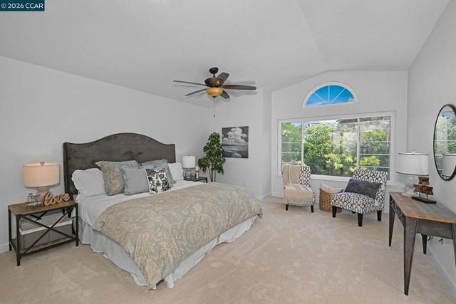 2407 Saybrook Pl, Martinez, CA 94553