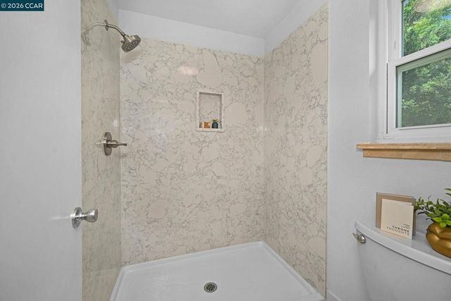 2407 Saybrook Pl, Martinez, CA 94553