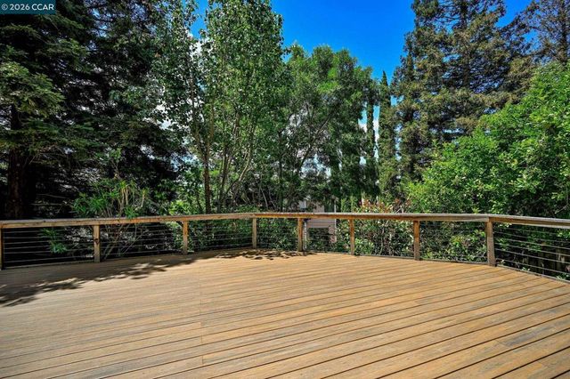 2407 Saybrook Pl, Martinez, CA 94553