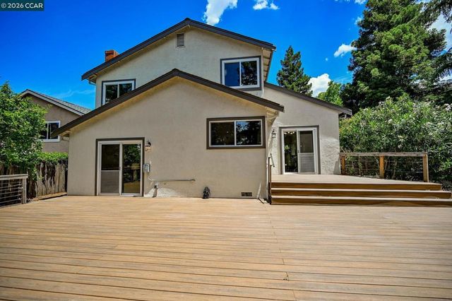 2407 Saybrook Pl, Martinez, CA 94553