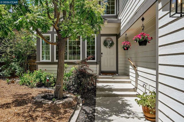 2407 Saybrook Pl, Martinez, CA 94553