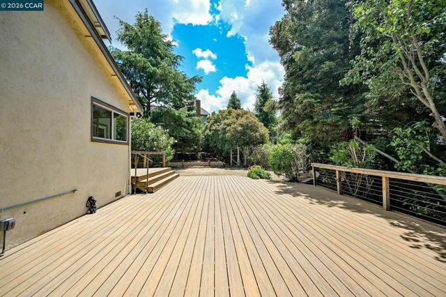 2407 Saybrook Pl, Martinez, CA 94553