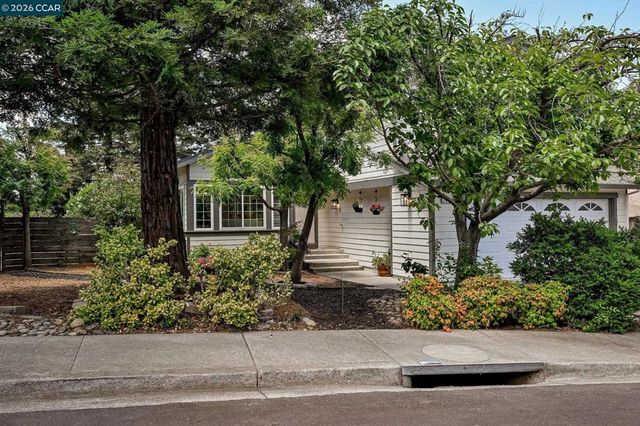 2407 Saybrook Pl, Martinez, CA 94553