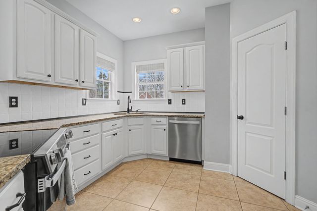 7331 McCormick Dr, Fairview, TN 37062