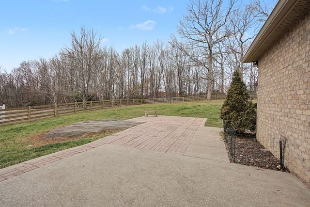 7331 McCormick Dr, Fairview, TN 37062