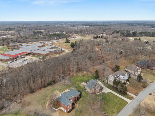 7331 McCormick Dr, Fairview, TN 37062