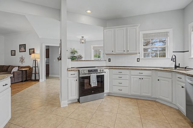 7331 McCormick Dr, Fairview, TN 37062