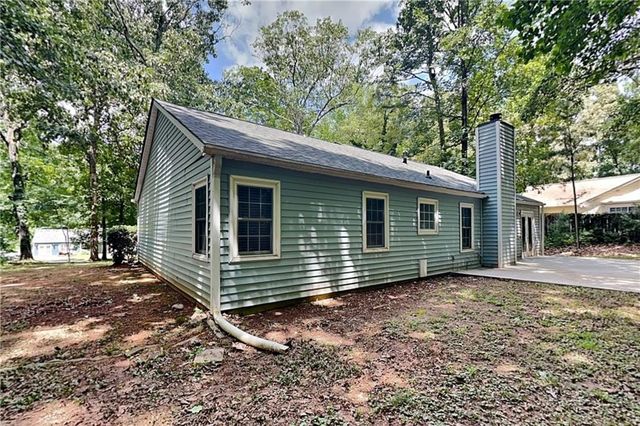 213 Brolley Woods Drive, Woodstock, GA 30189