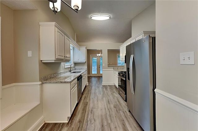 213 Brolley Woods Drive, Woodstock, GA 30189